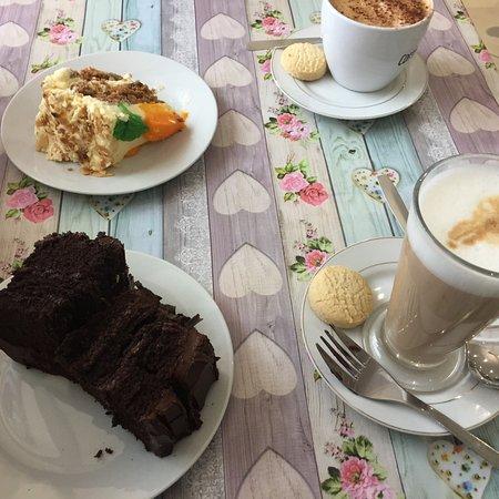 Heather's Coffee House & Cafe